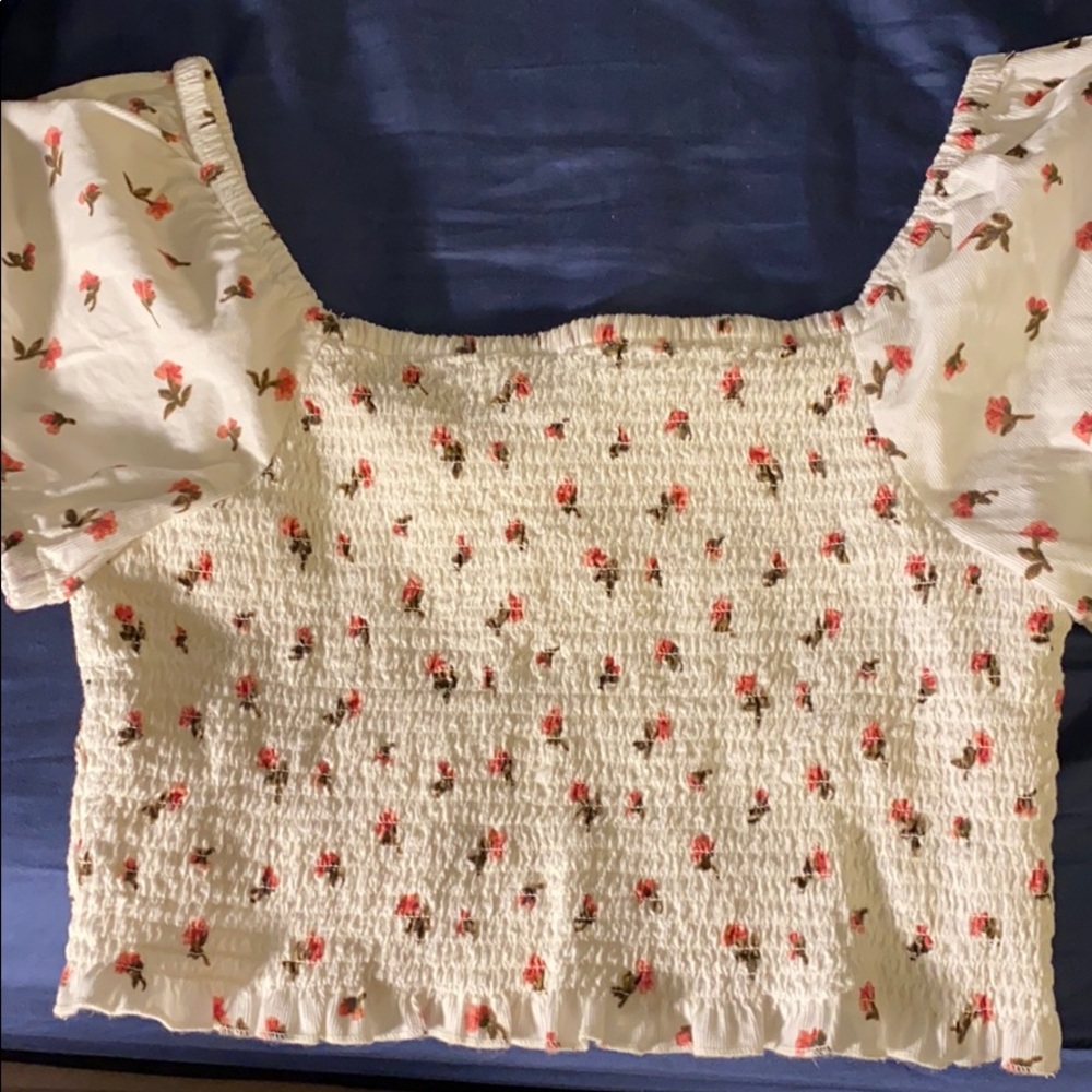 Crop top